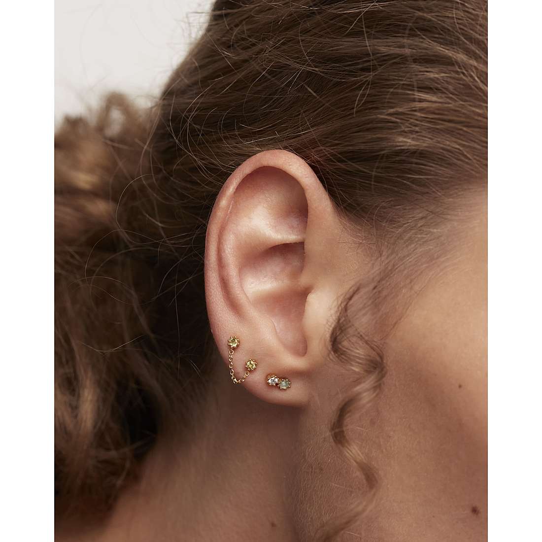 PDPaola earrings Motion woman BU01-050-U wearing