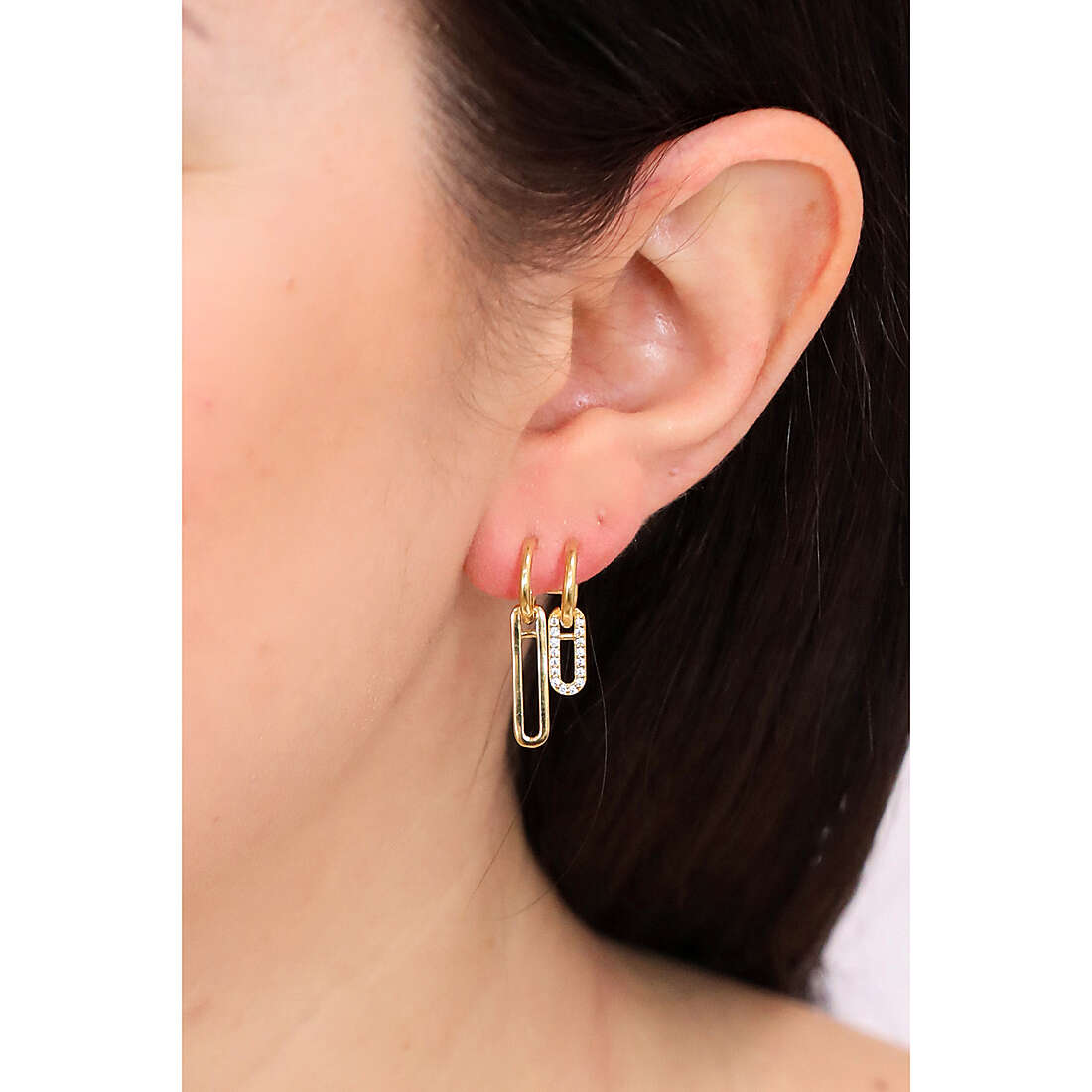 PDPaola earrings New Essentials woman AR01-828-U wearing