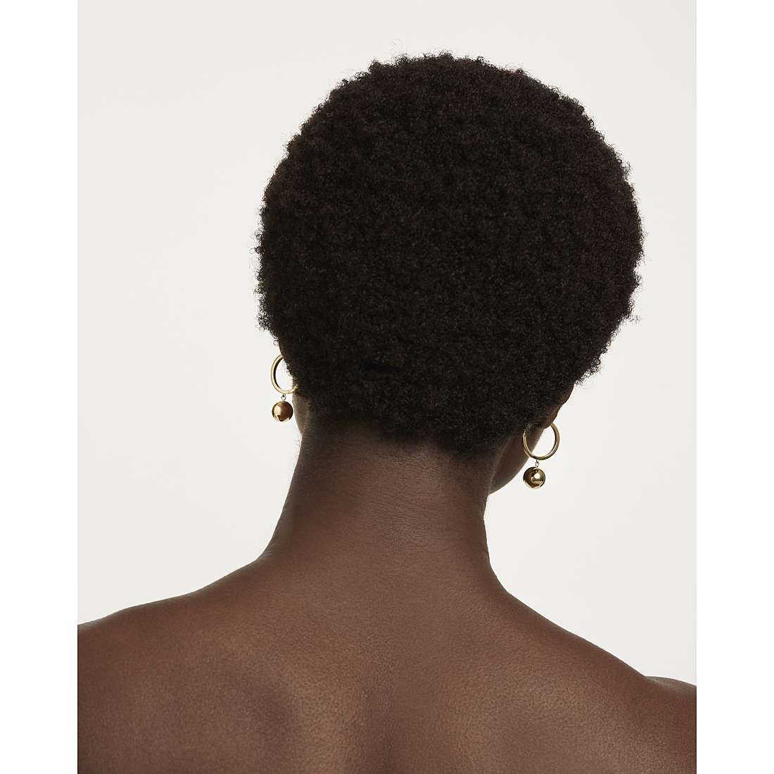 PDPaola earrings Super Future woman AR01-518-U wearing