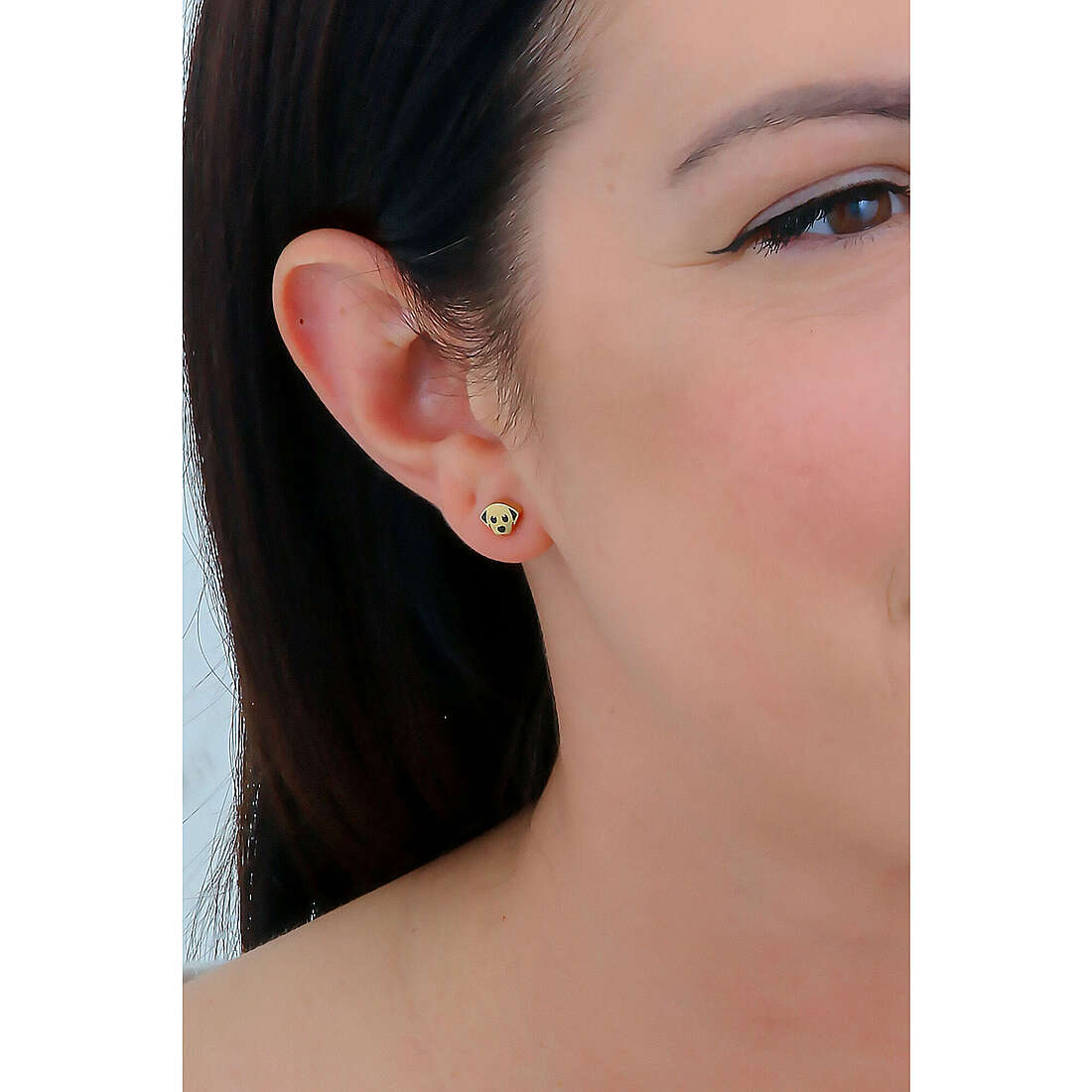 Sagapò earrings Click woman SCK159 wearing