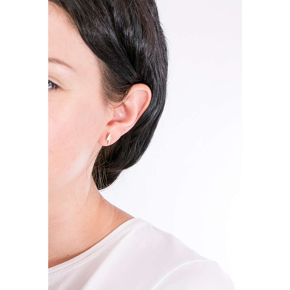 Sagapò earrings Click woman SCK42 wearing