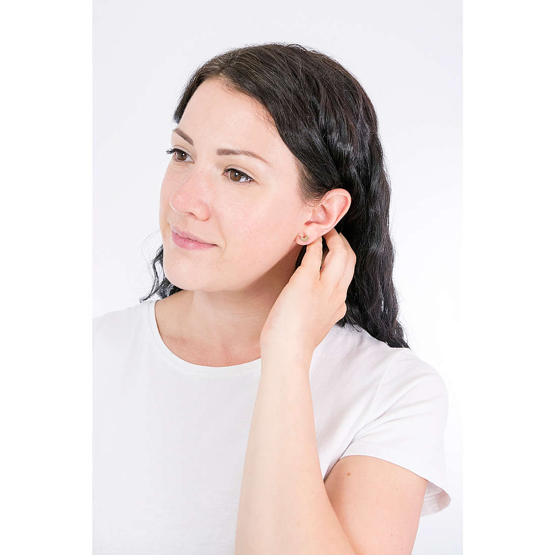 Sagapò earrings Click woman SCK44 wearing