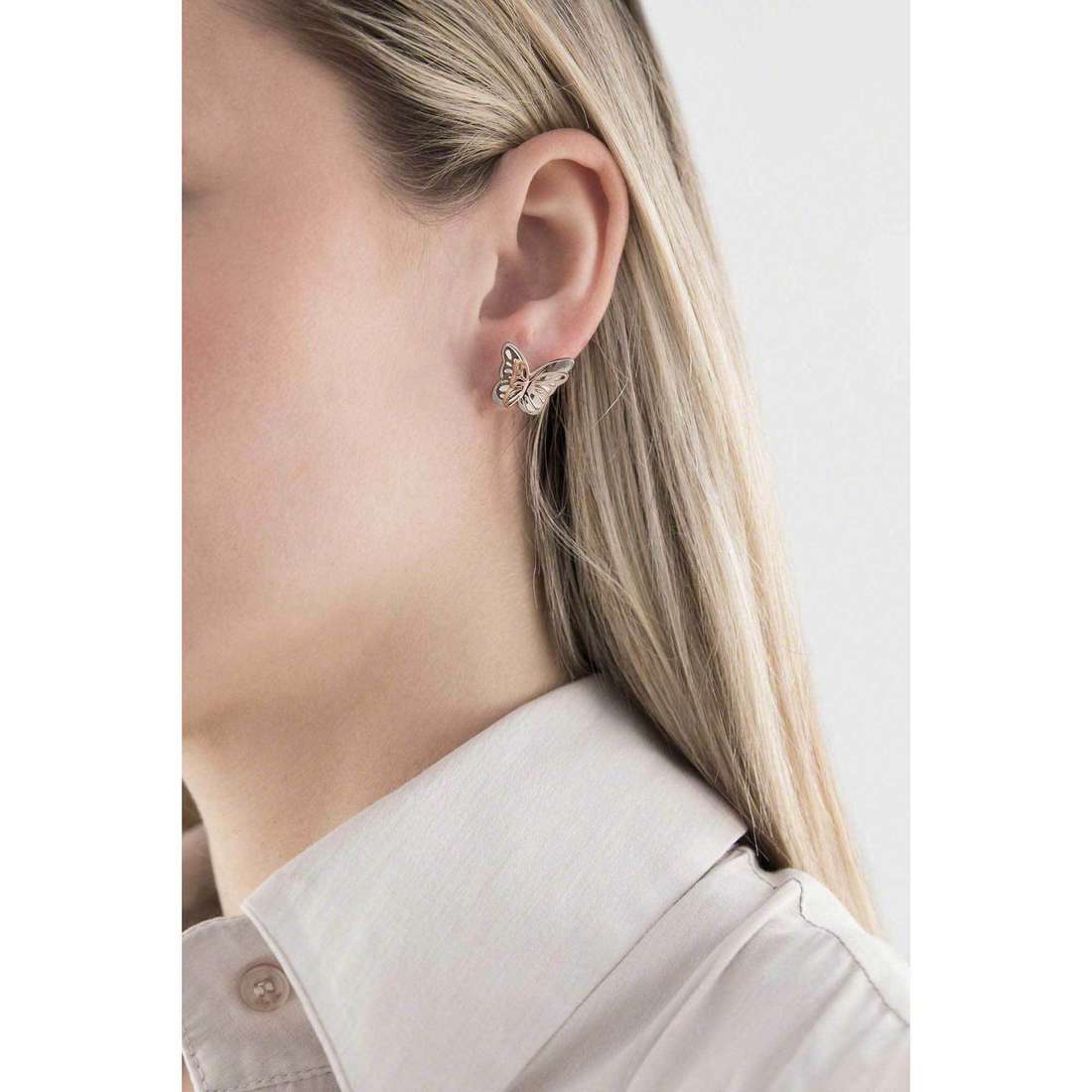 Sagapò earrings Mariposa woman SMP23 wearing