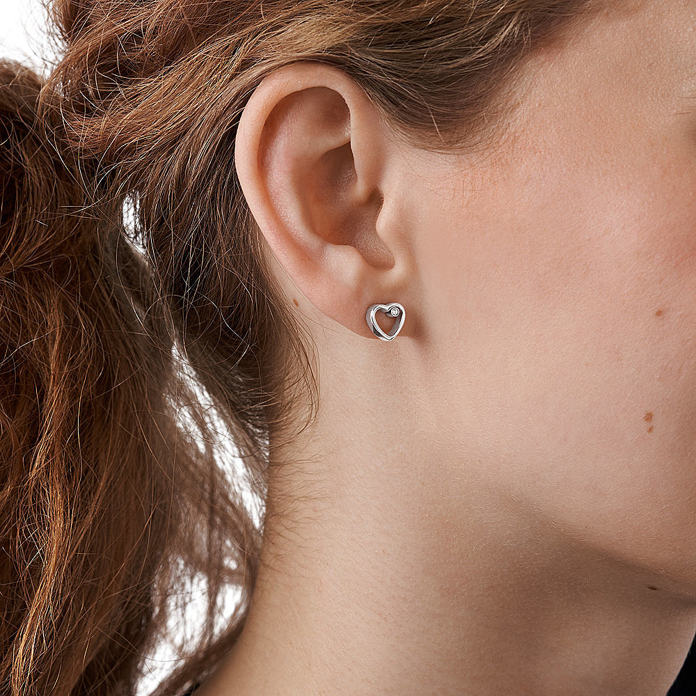 Skagen earrings Elin woman SKJ1543040 wearing