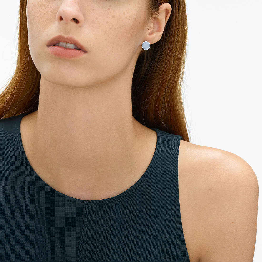 Skagen earrings Sea Glass woman SKJ0820040 wearing