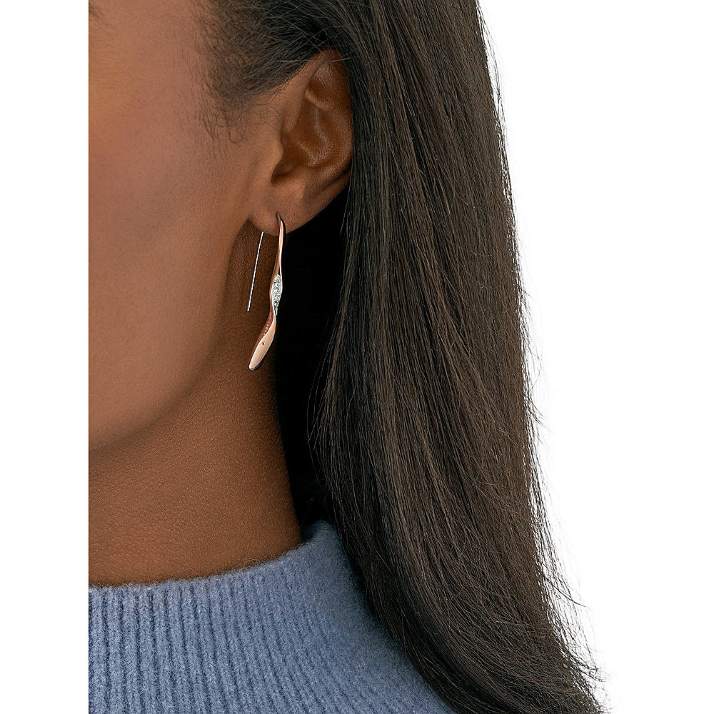 Skagen earrings woman SKJ1587998 wearing