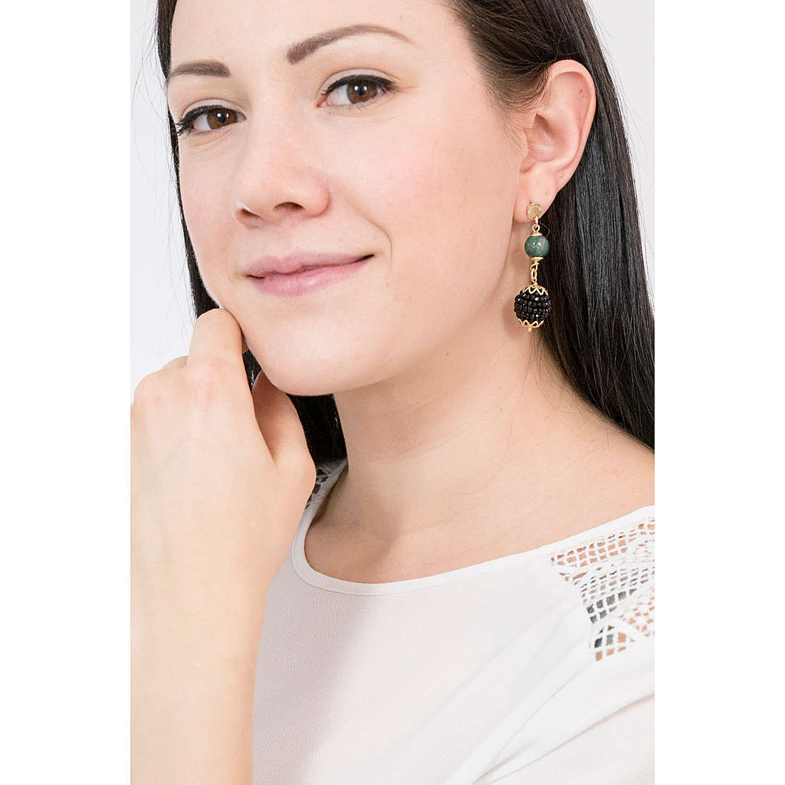 Sovrani earrings Cristal Magique woman J5502 wearing