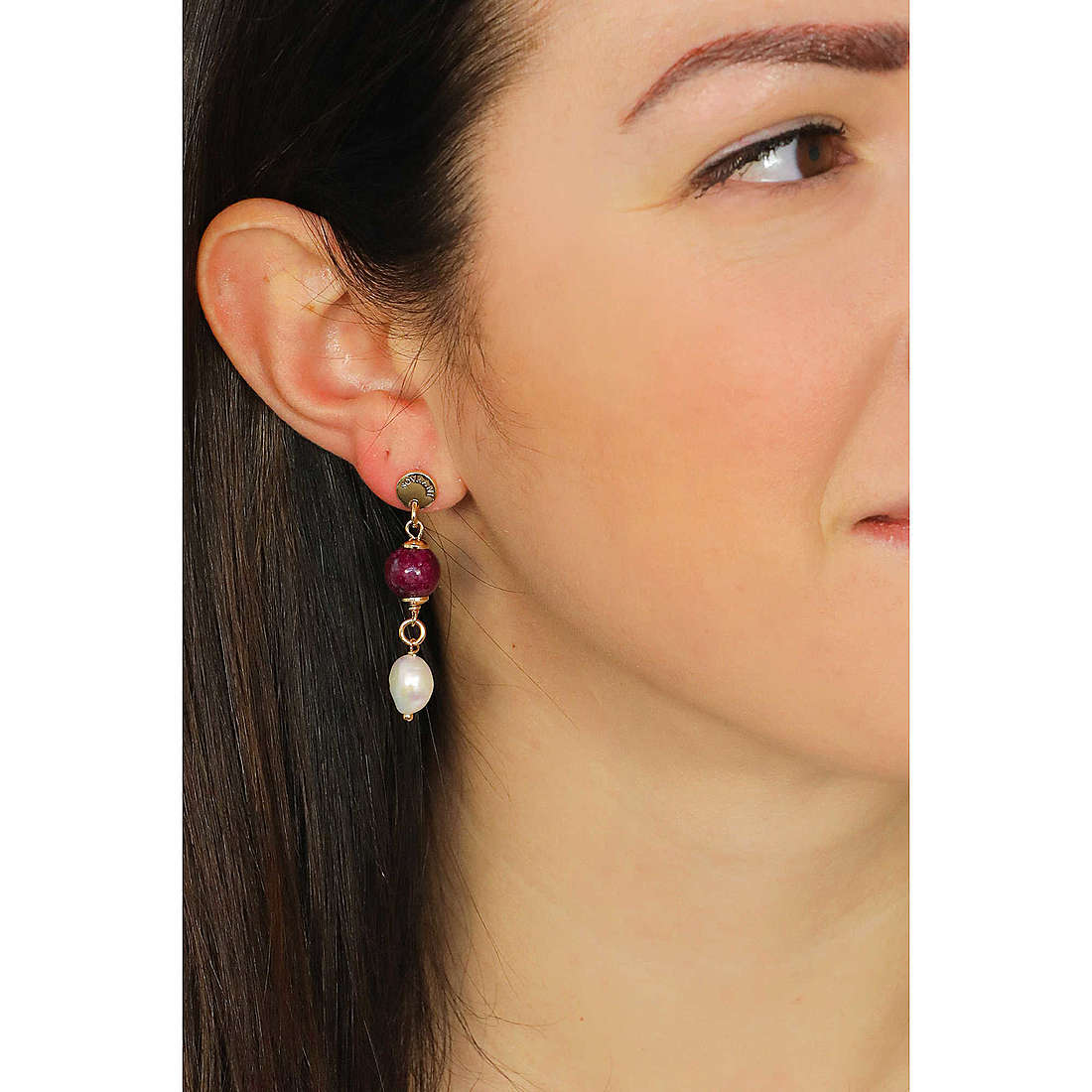Sovrani earrings Cristal Magique woman J6402 wearing