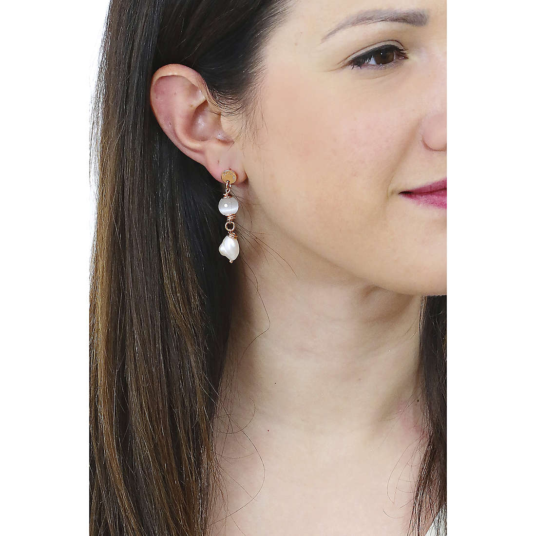 Sovrani earrings Cristal Magique woman J6491 wearing