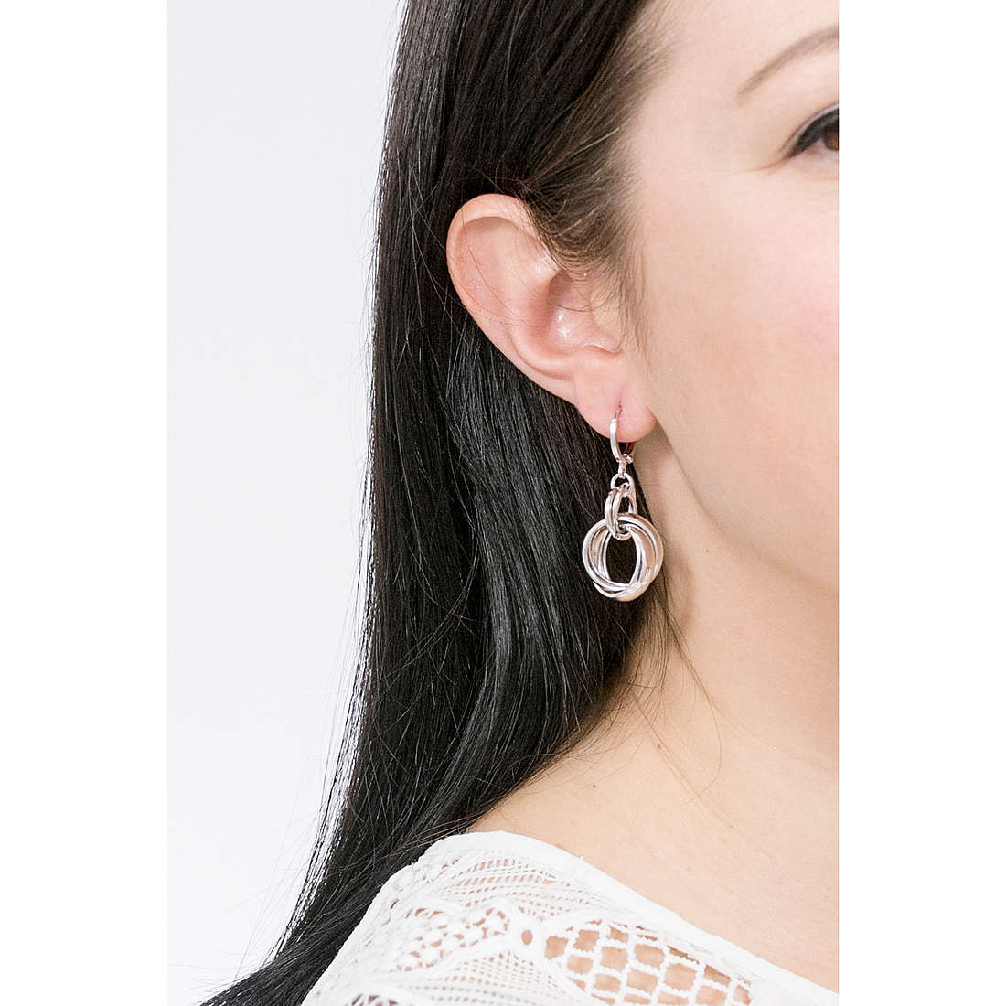 Sovrani earrings Fashion Mood woman J6030 wearing