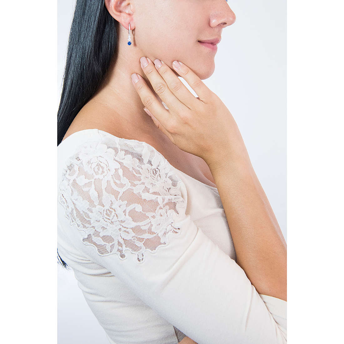 Swarovski earrings Attract Trilogy woman 5416154 wearing