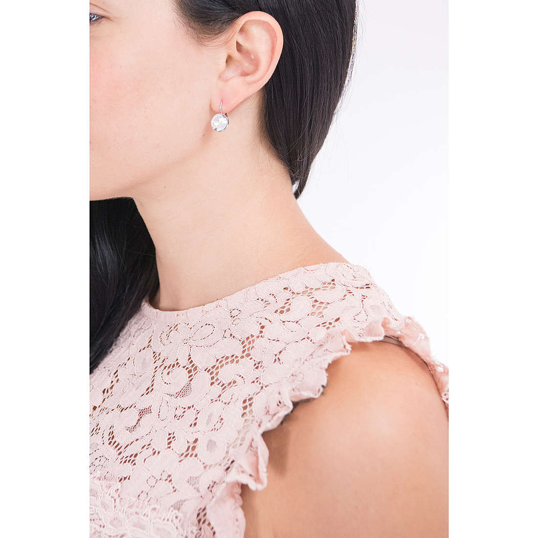 Swarovski earrings Bella woman 5085608 wearing