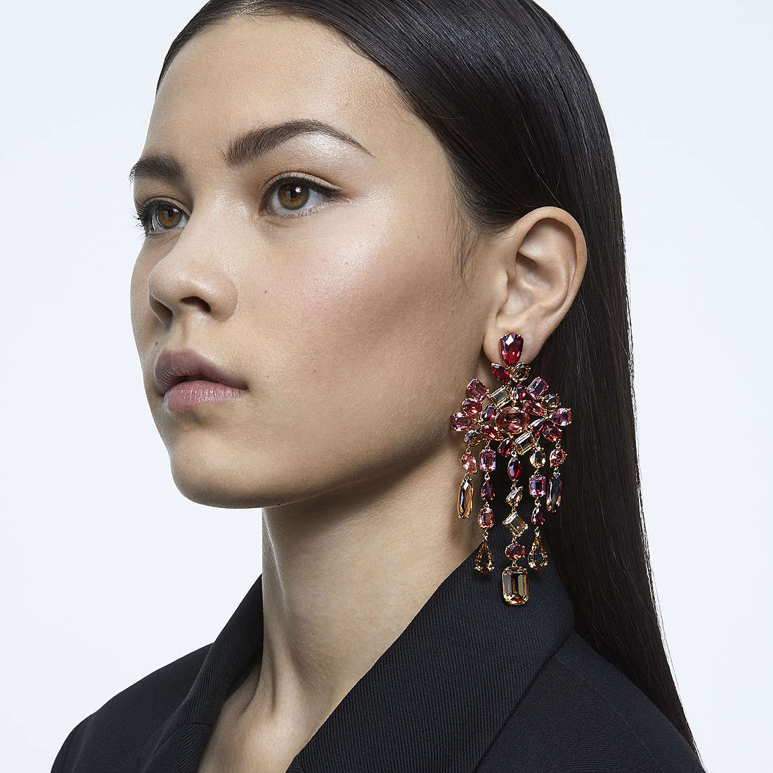 Swarovski earrings Gema woman 5610754 wearing