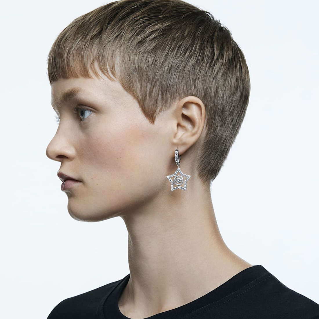 Swarovski earrings Stella woman 5617767 wearing
