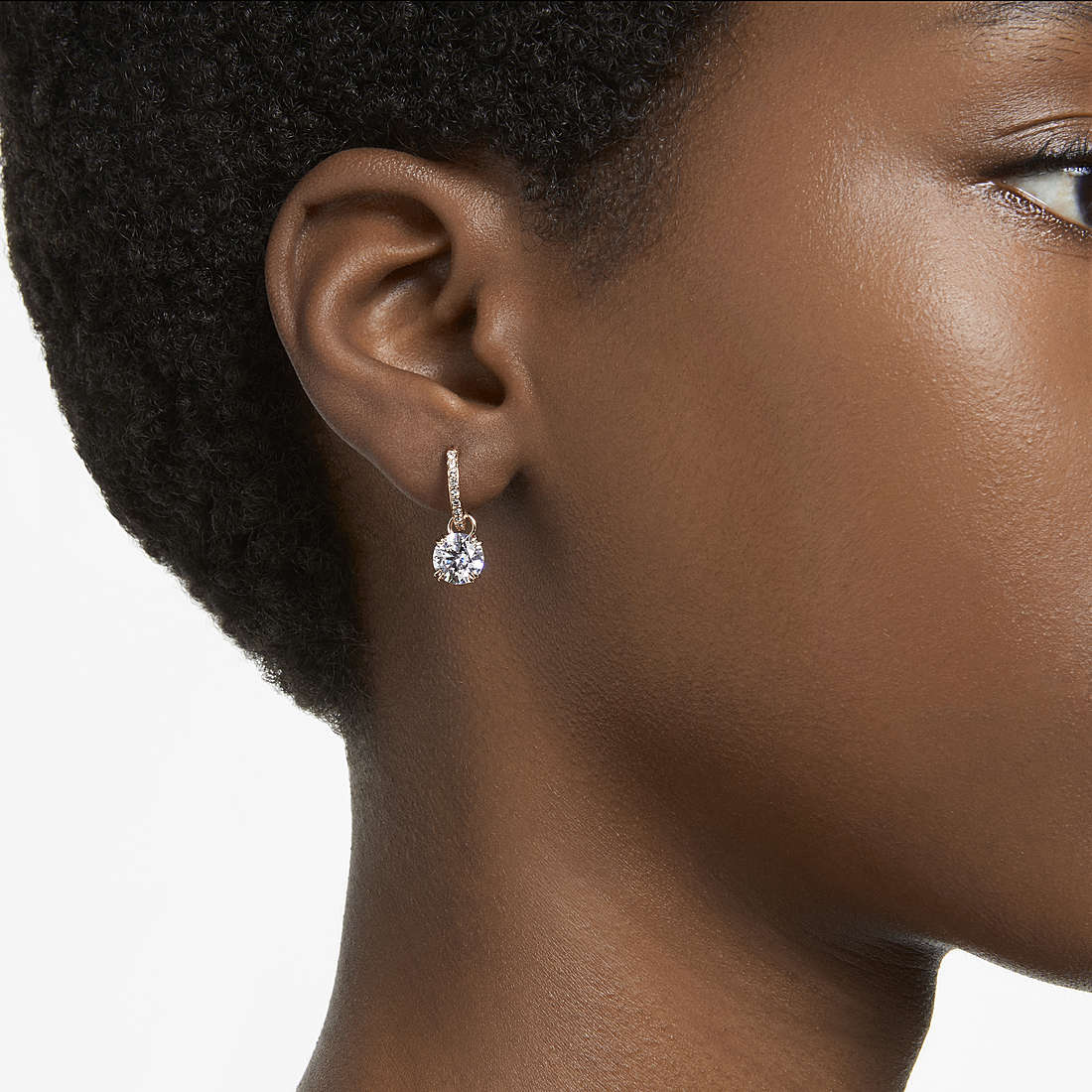 Swarovski earrings Stella woman 5639975 wearing