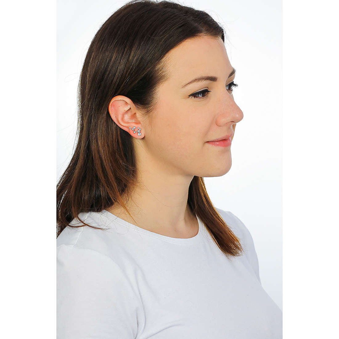 GioiaPura earrings Zodiaco woman GYXOAZ0013-SAG wearing