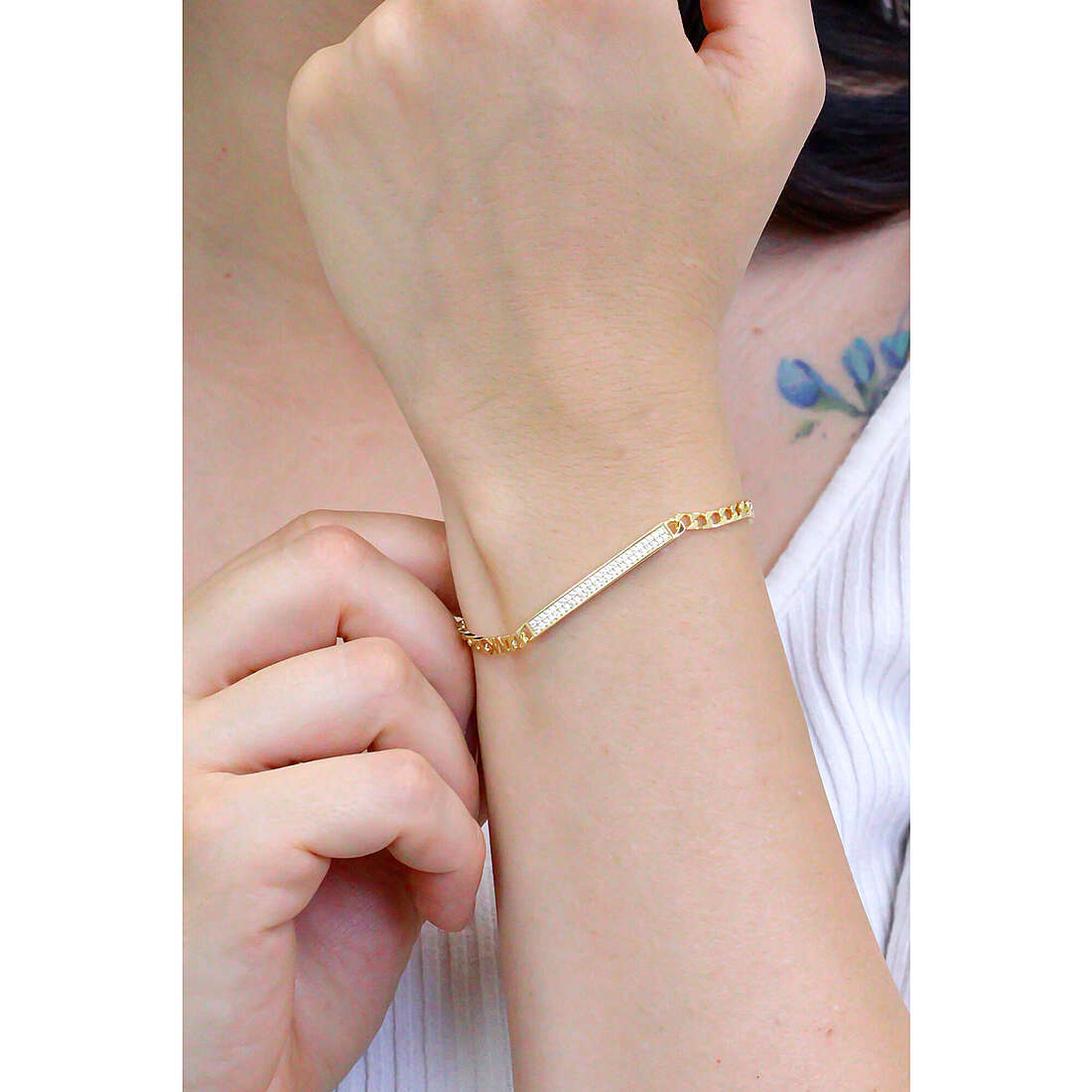 Michael Kors bracelets Premium woman MKC1379AN710 wearing