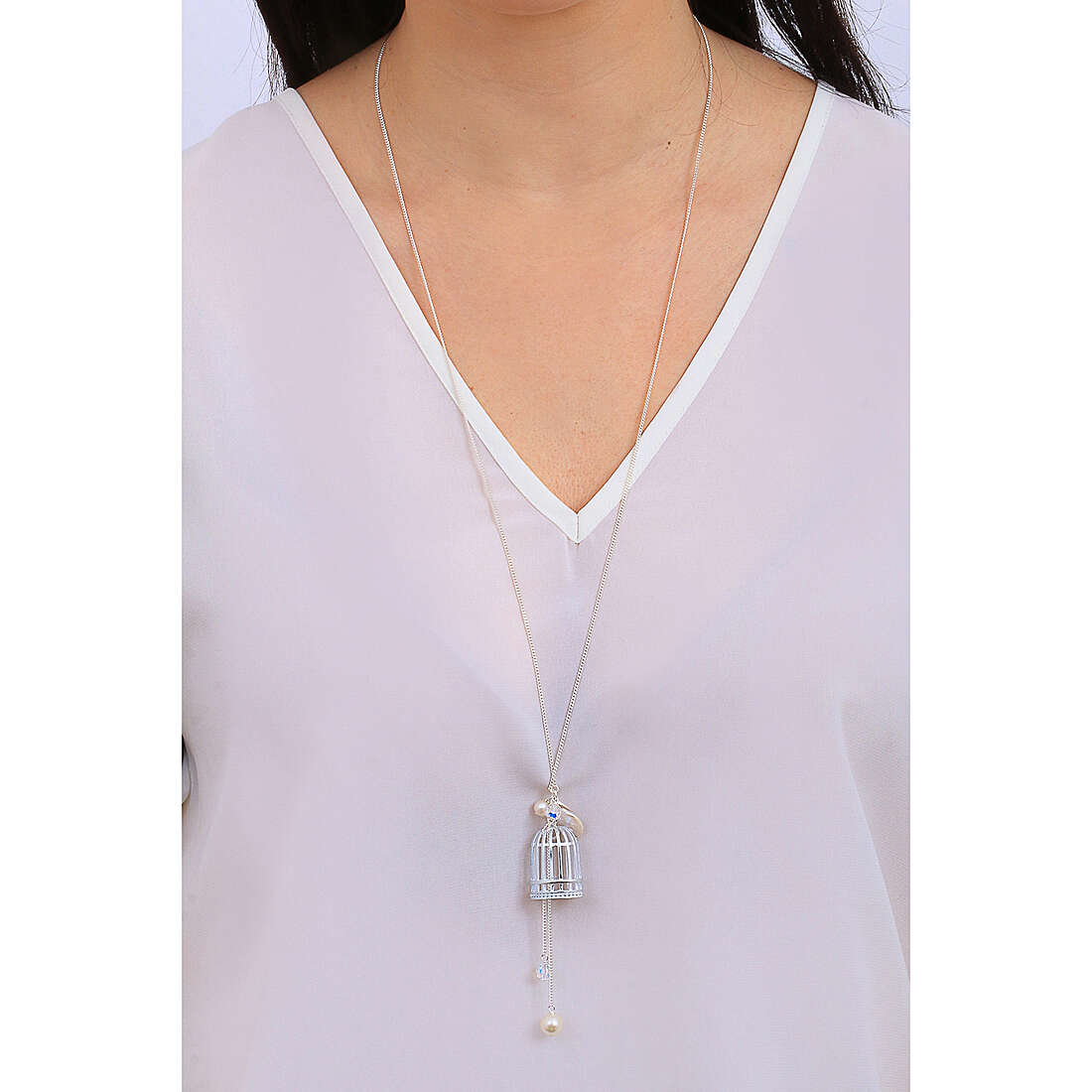 Ottaviani necklaces woman 600143C wearing