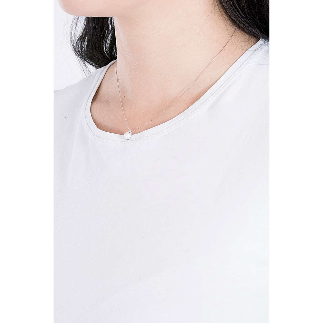 Comete necklaces Easy Basic woman GLP 434 wearing