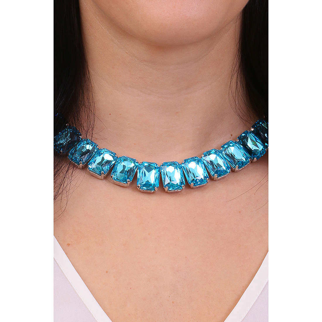 Sovrani necklaces Cristal Magique woman J7040 wearing