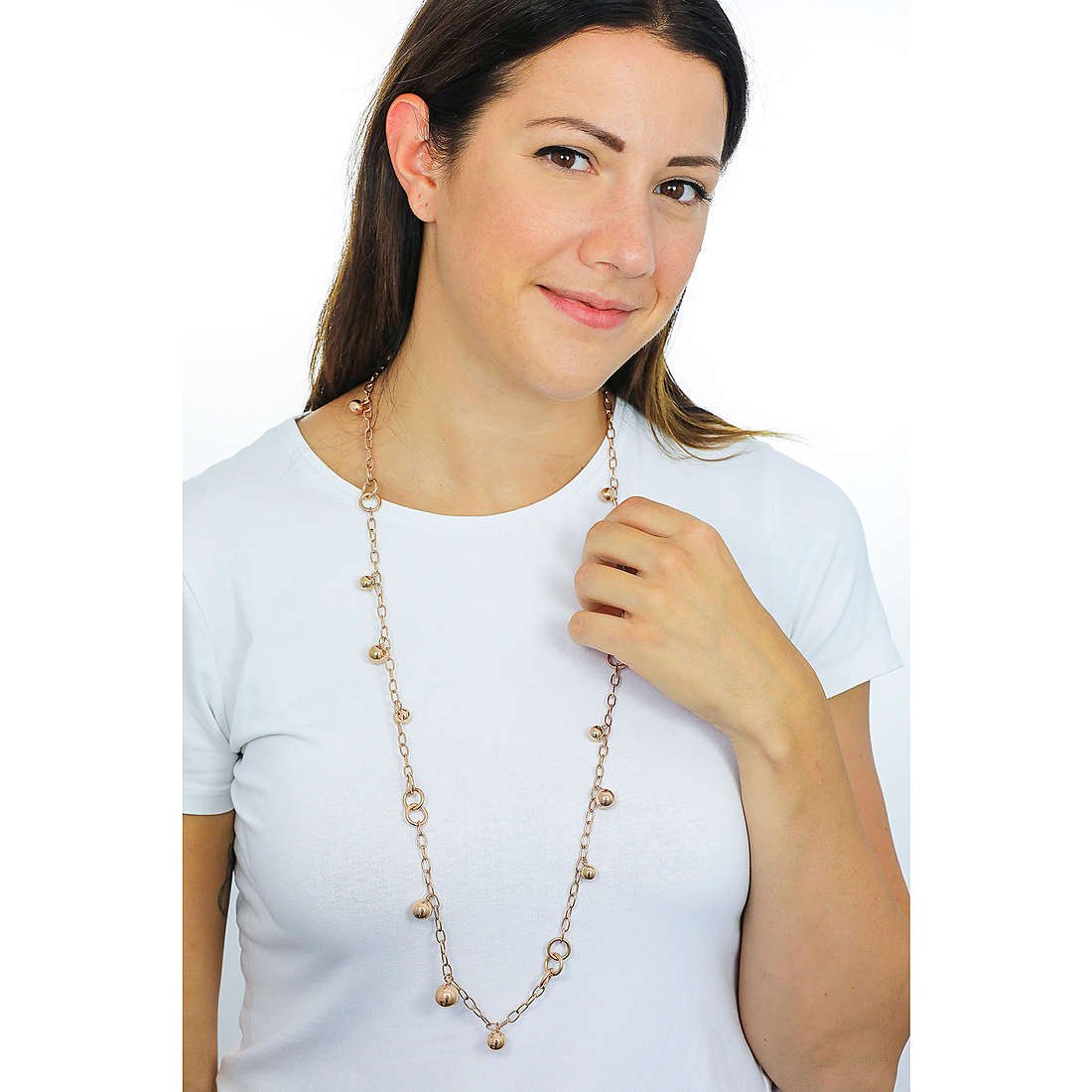 2Jewels necklaces Ball Party woman 251715 wearing