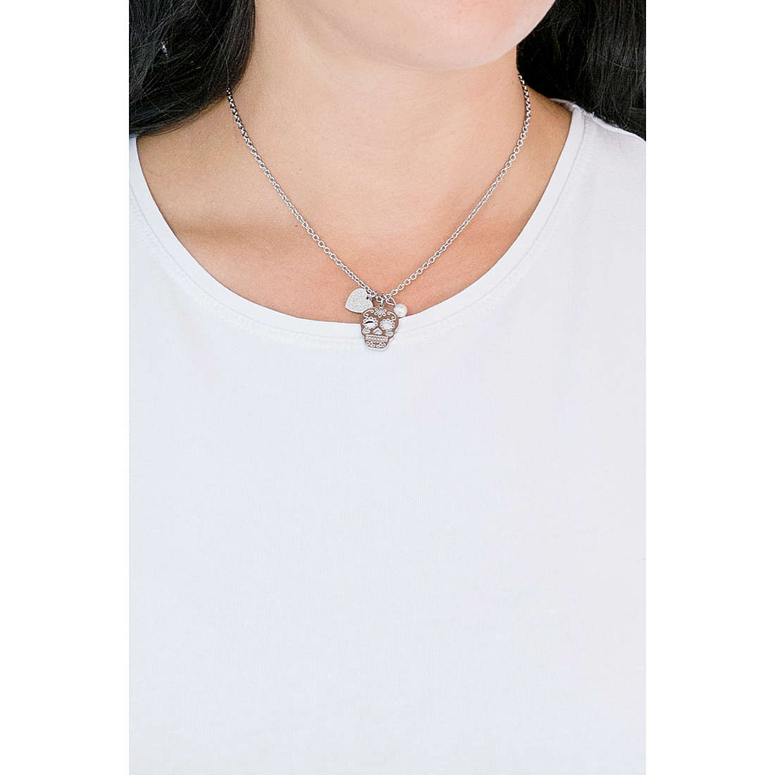 2Jewels necklaces Preppy woman 251636 wearing