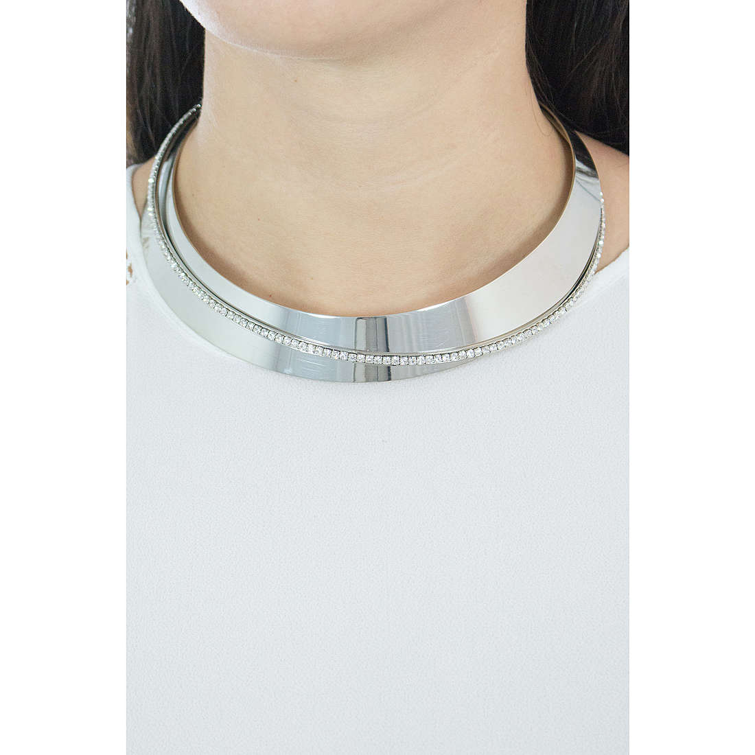 Ottaviani necklaces woman 500164C wearing