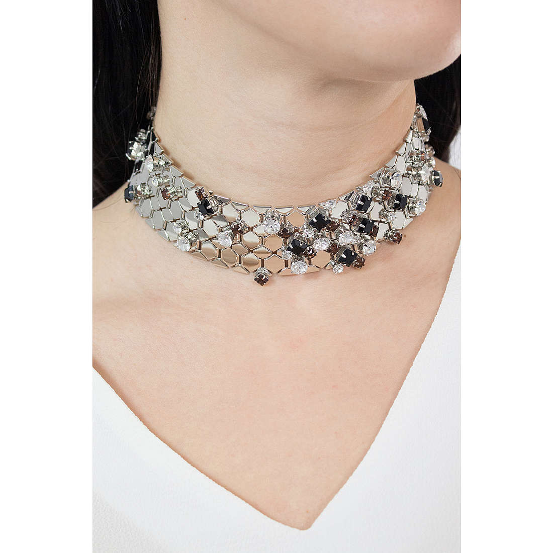 Ottaviani necklaces woman 500186C wearing