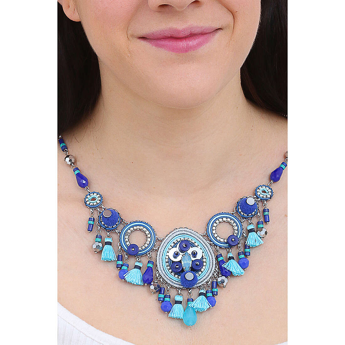 Ottaviani necklaces woman 500275C wearing