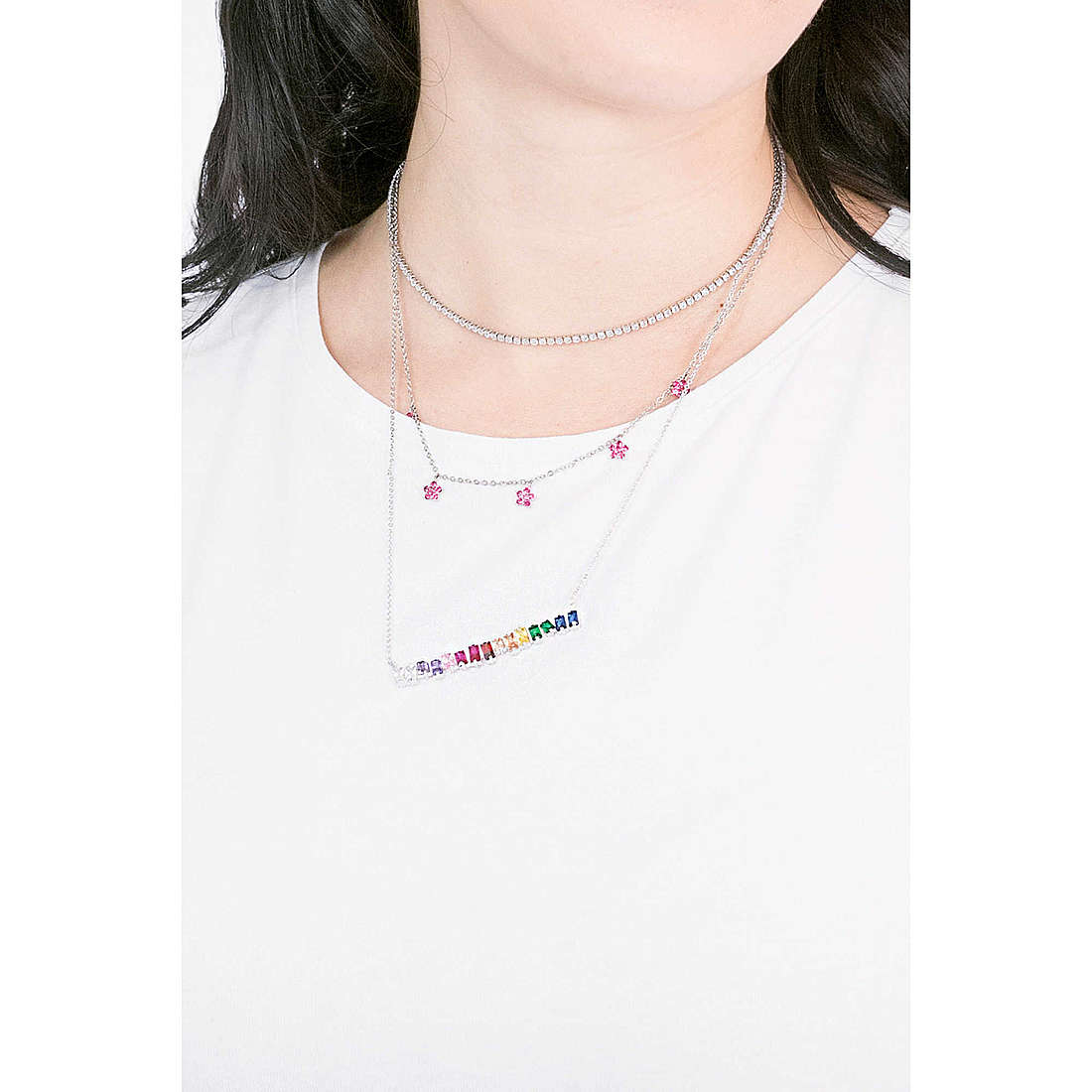 Ottaviani necklaces woman 500497C wearing