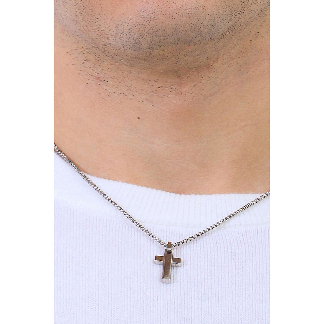 Breil necklaces Tag & Cross man TJ3228 wearing