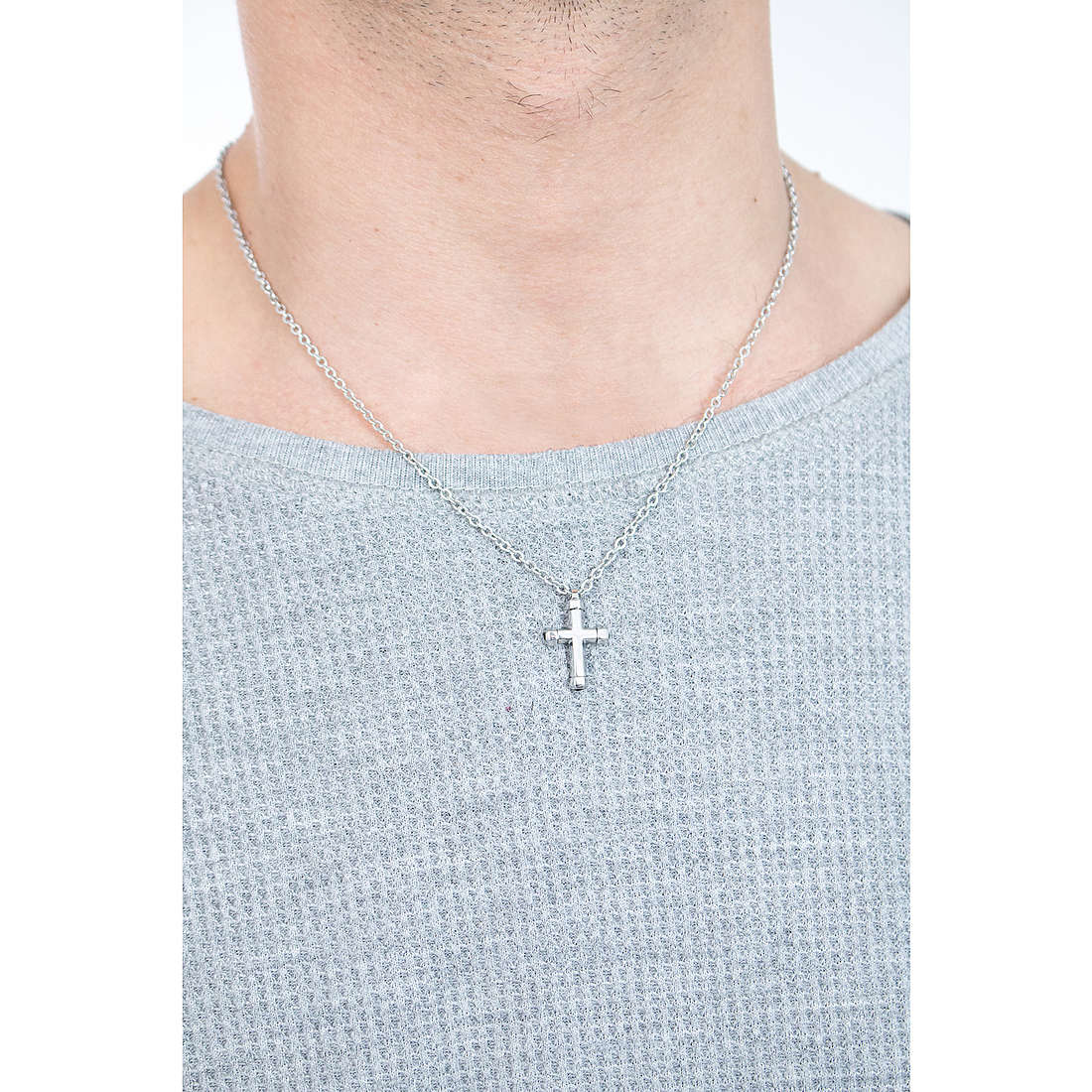Brosway necklaces Crux man BRX02 wearing