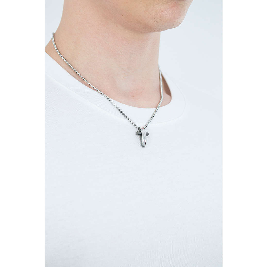 Brosway necklaces Crux man BRX05 wearing