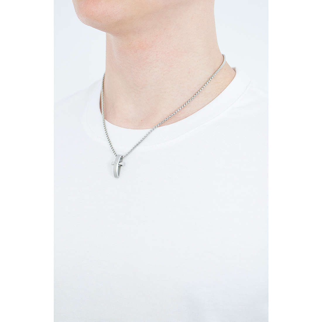 Brosway necklaces Crux man BRX11 wearing