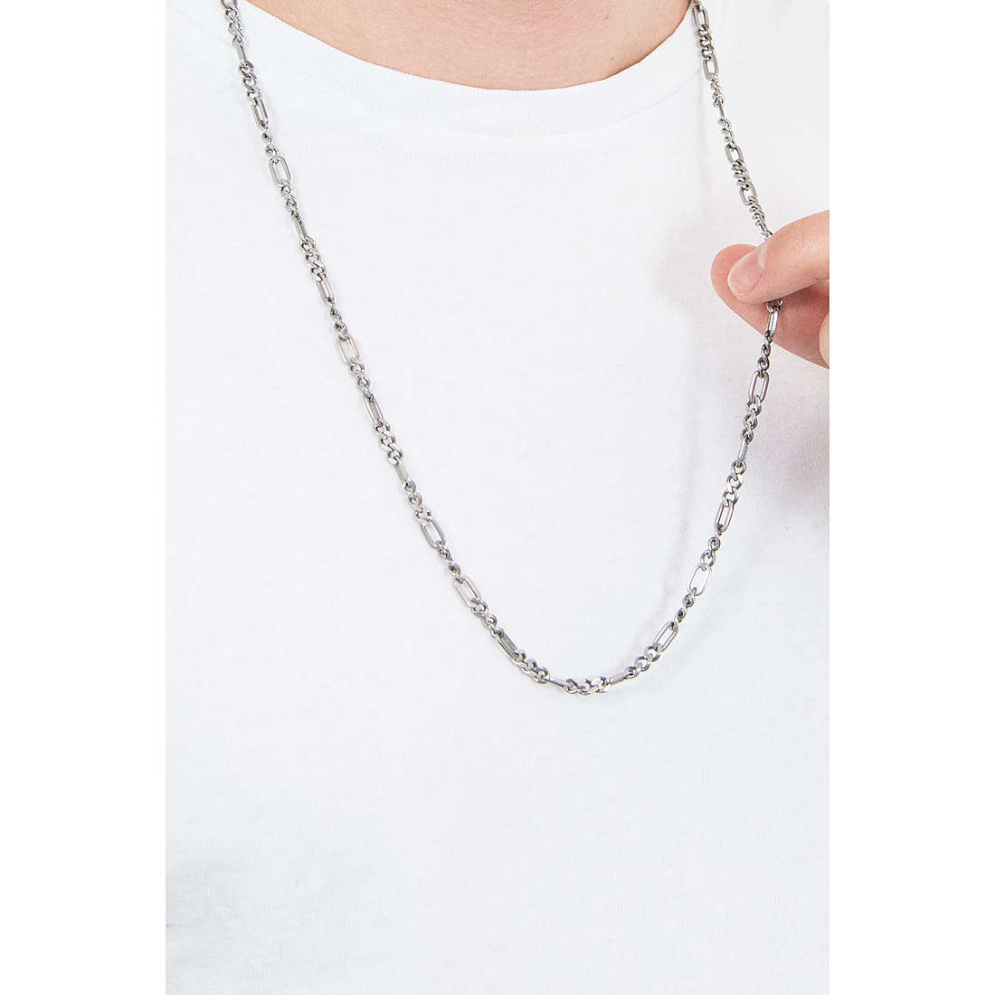 Fossil necklaces Dress man JF03175040 wearing