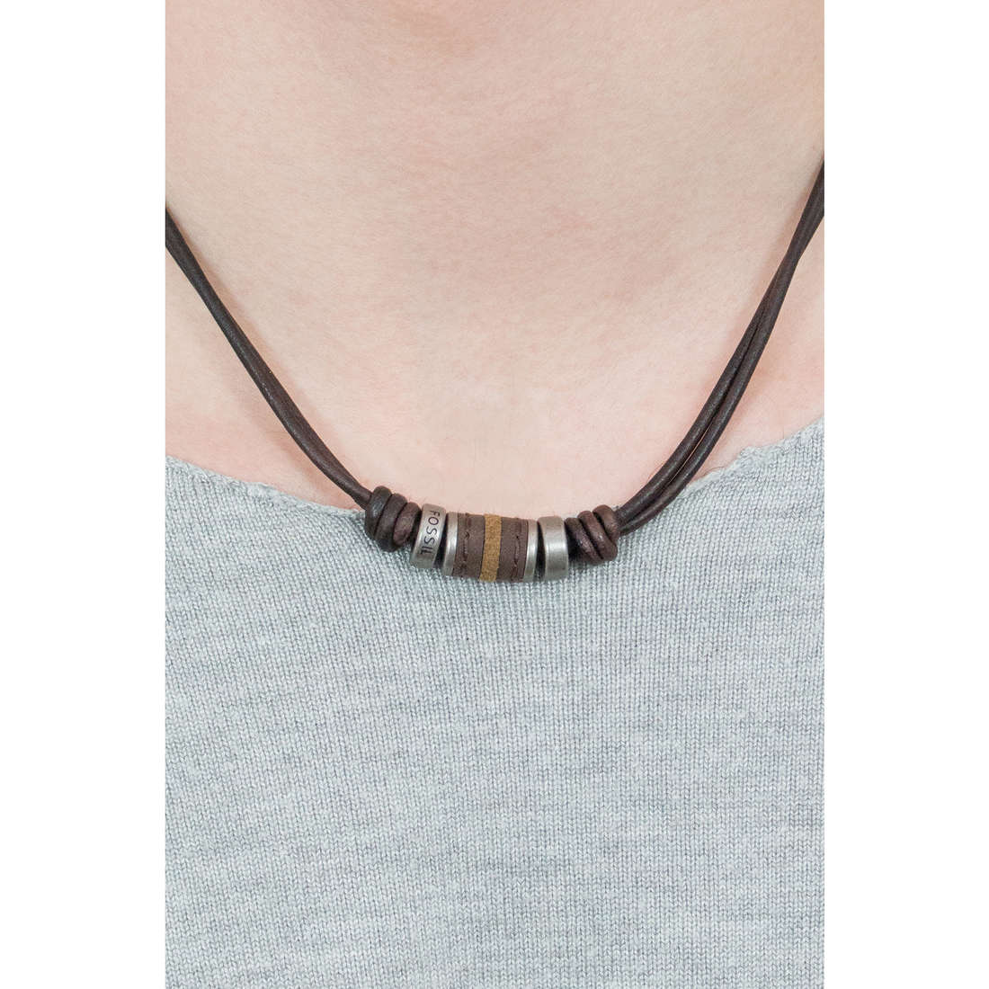 Fossil necklaces Fall 2013 man JF00899797 wearing