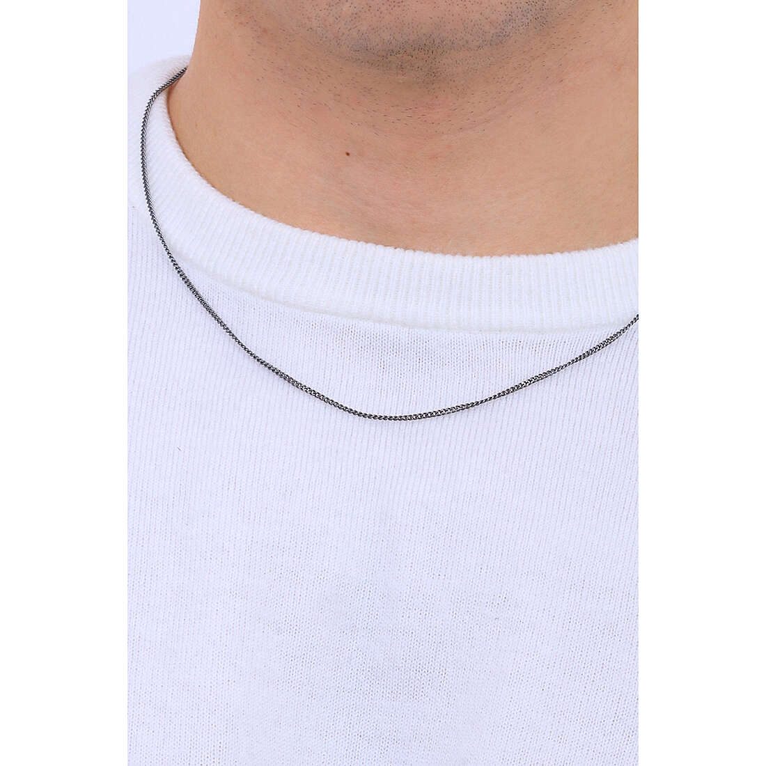 GioiaPura necklaces Basic man GYCAR00084-50 wearing