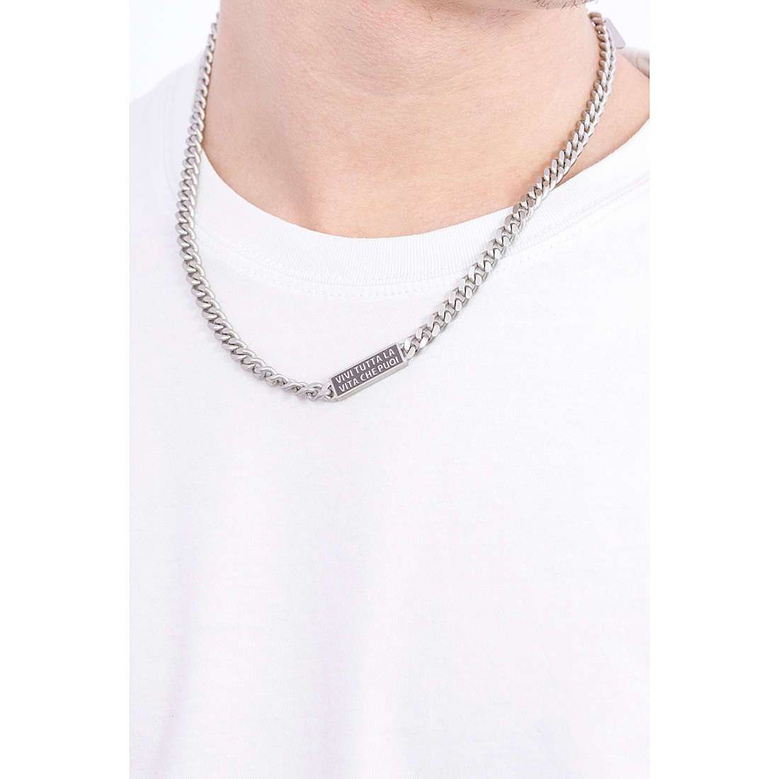 Kidult necklaces Philosophy man 751191 wearing