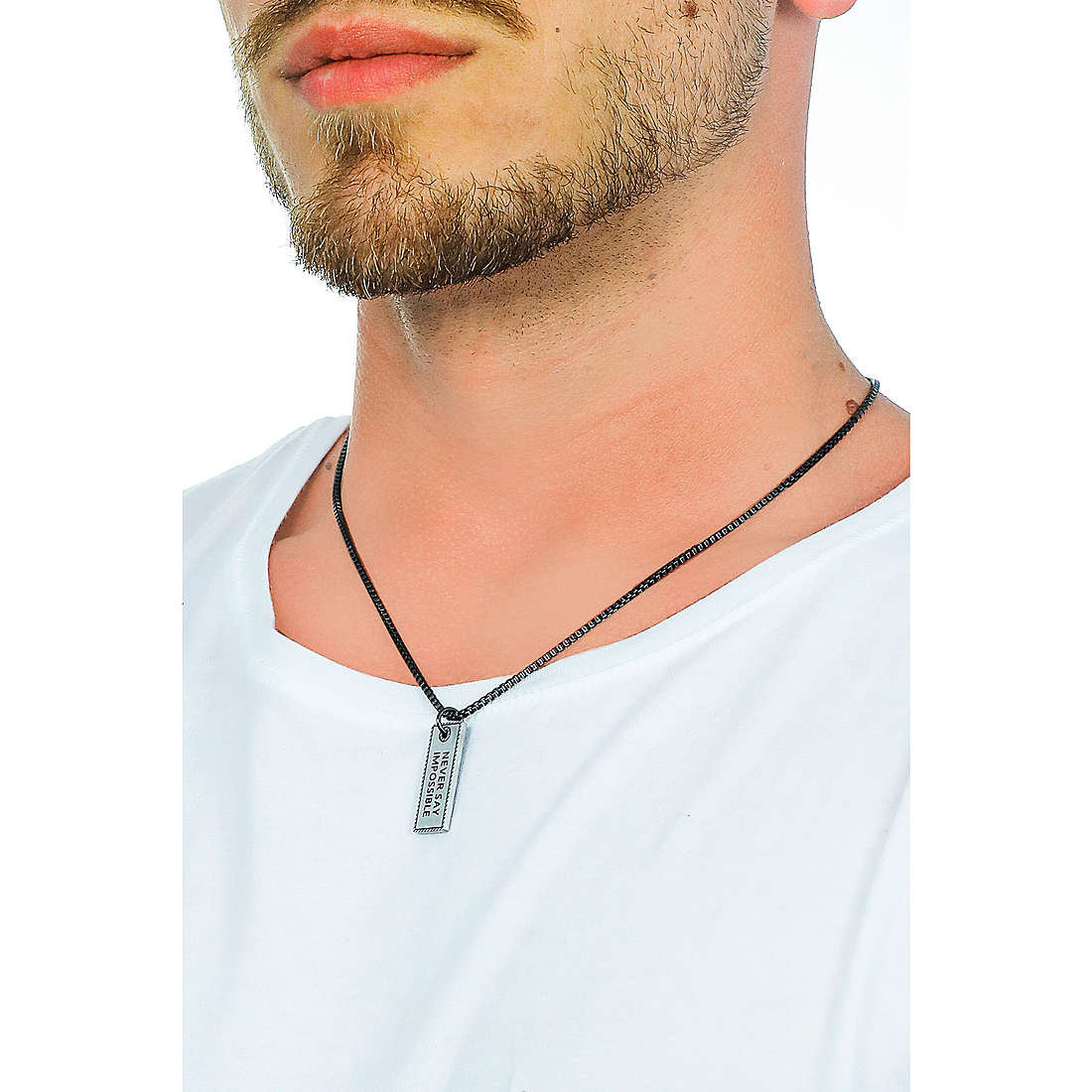 Kidult necklaces Philosophy man 751213 wearing
