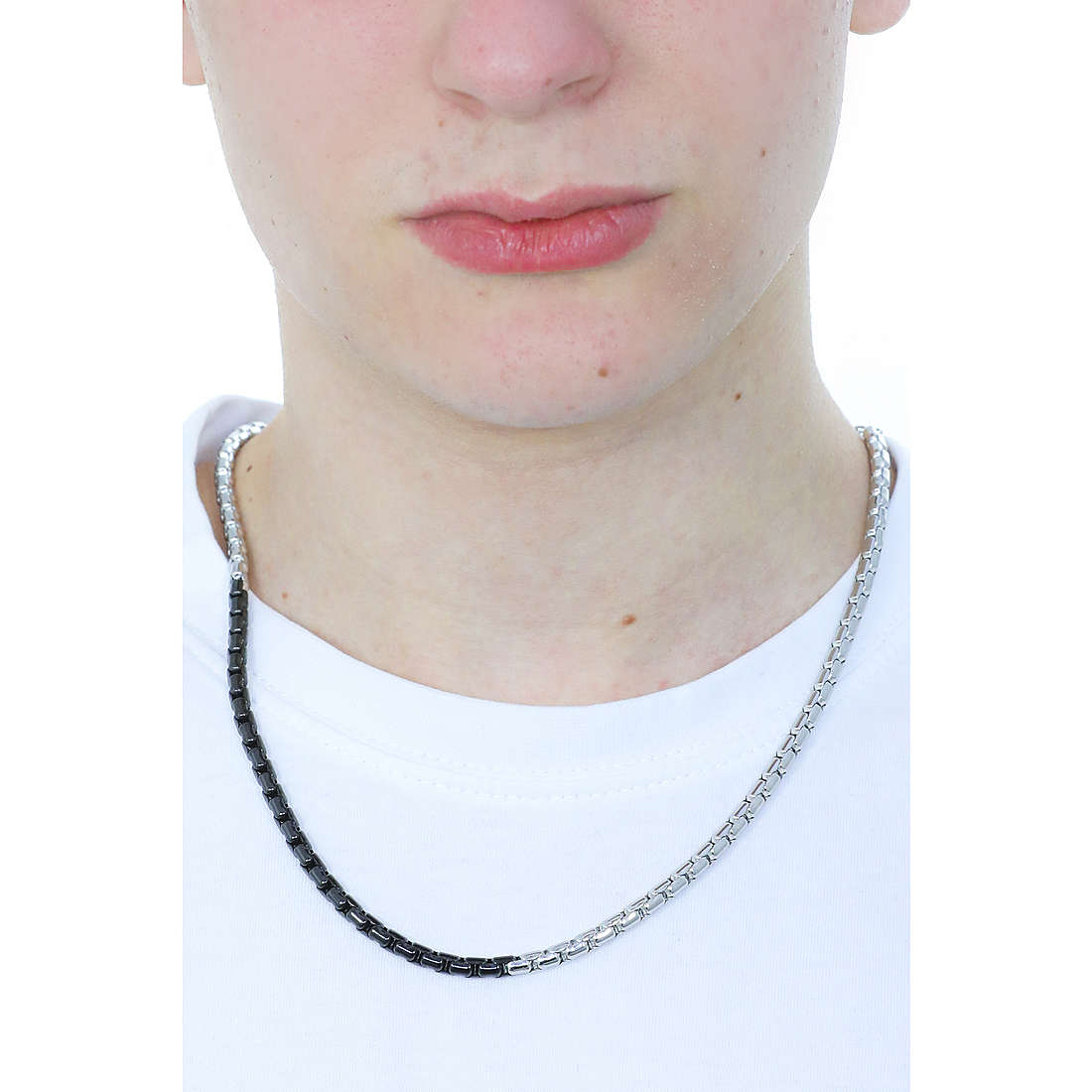 Morellato necklaces Catene man SATX12 wearing