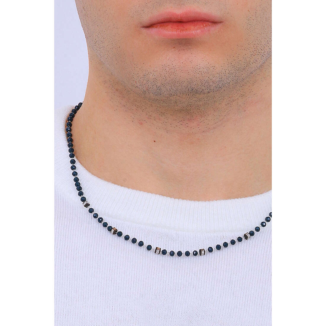 Sagapò necklaces shrine man SSR06 wearing
