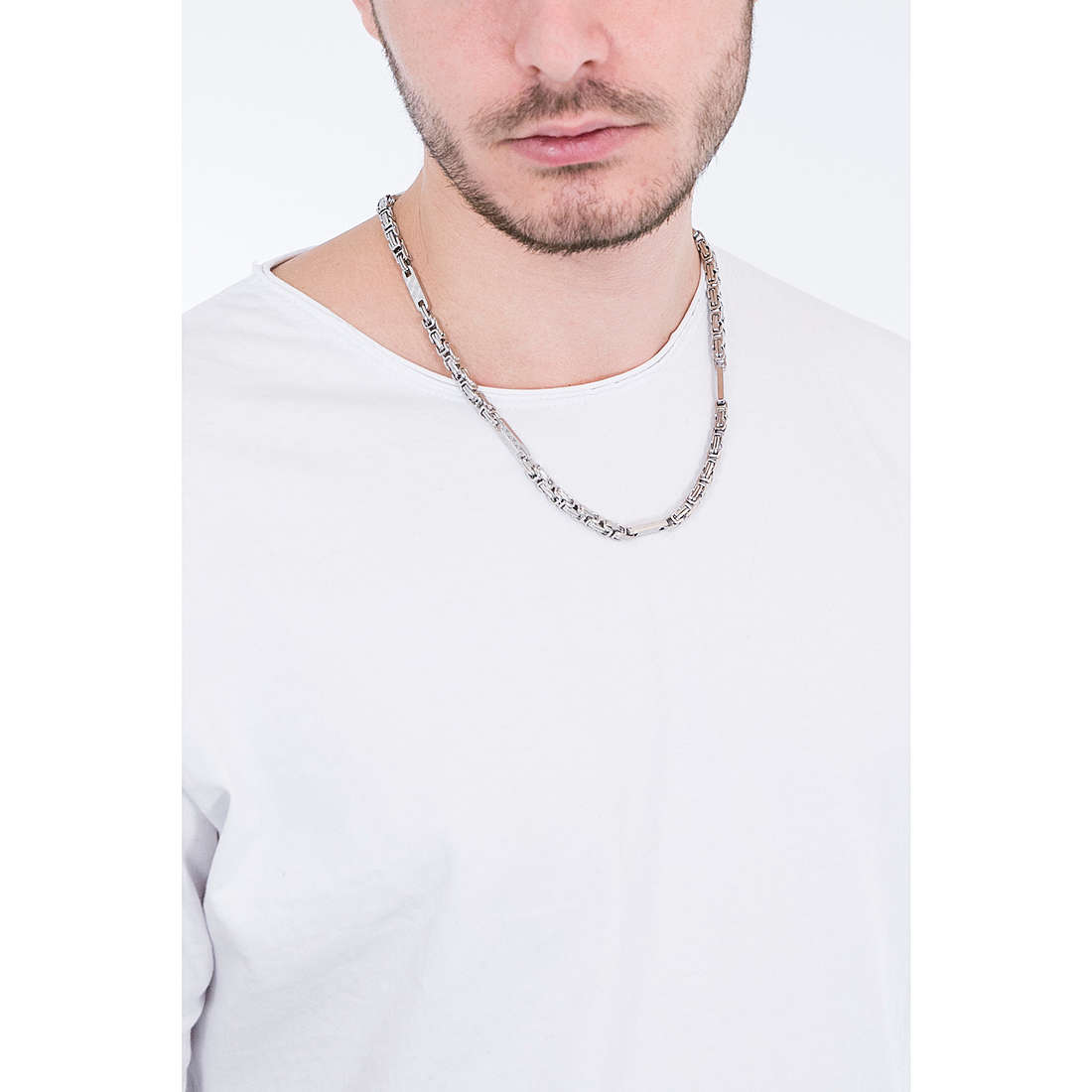 Sector necklaces Rude man SALV15 wearing