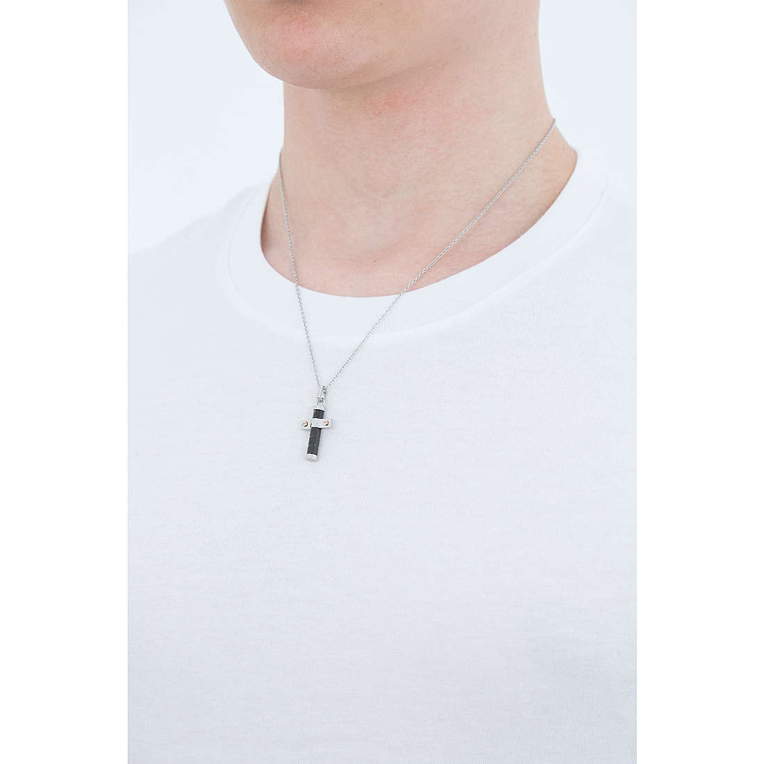 Sector necklaces Spirit man SZQ15 wearing