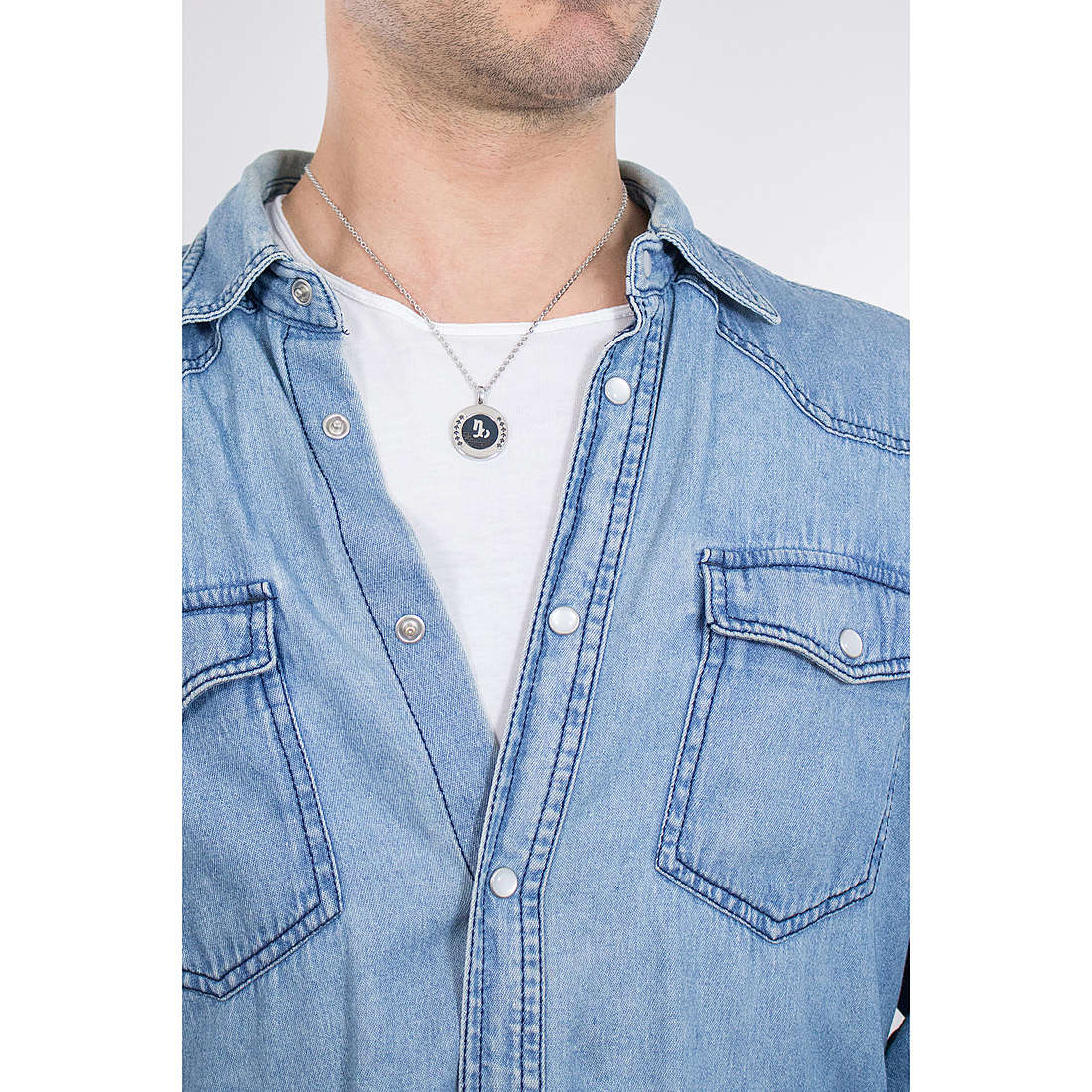 Luca Barra necklaces man LBCA173 wearing