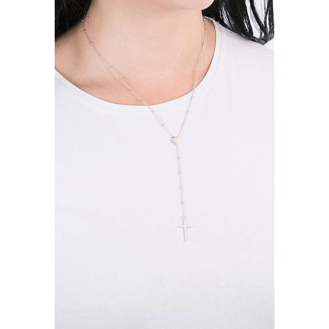 Amen necklaces woman CLHCRZB wearing