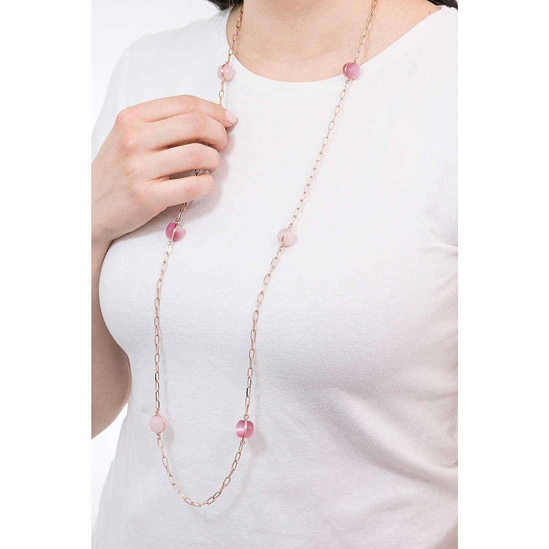 Boccadamo necklaces emblema woman XGR557RS wearing