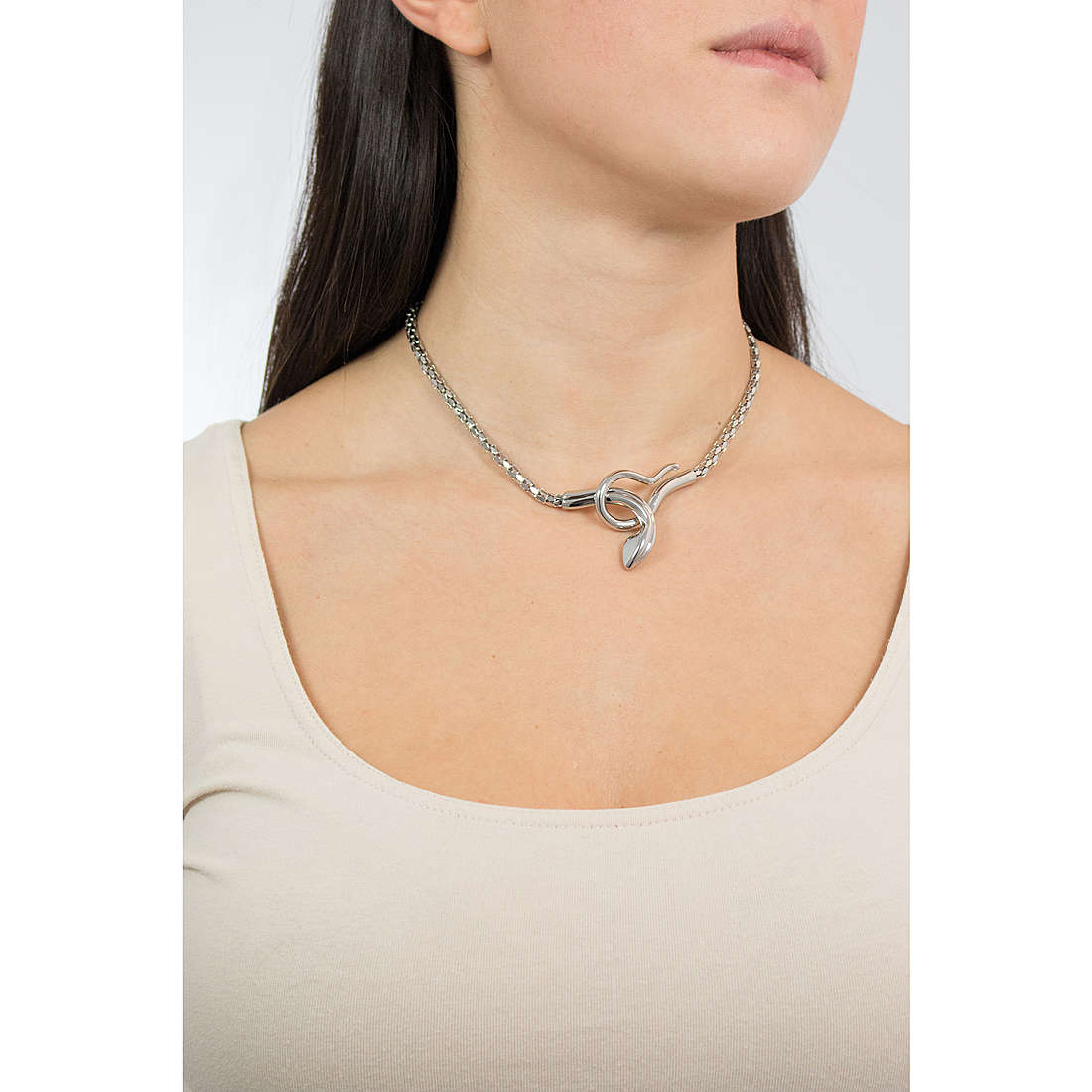 Breil necklaces Cobra woman TJ2266 wearing