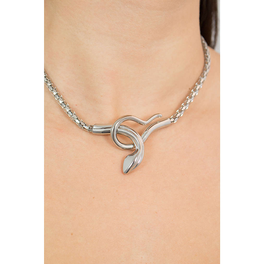 Breil necklaces Cobra woman TJ2266 wearing