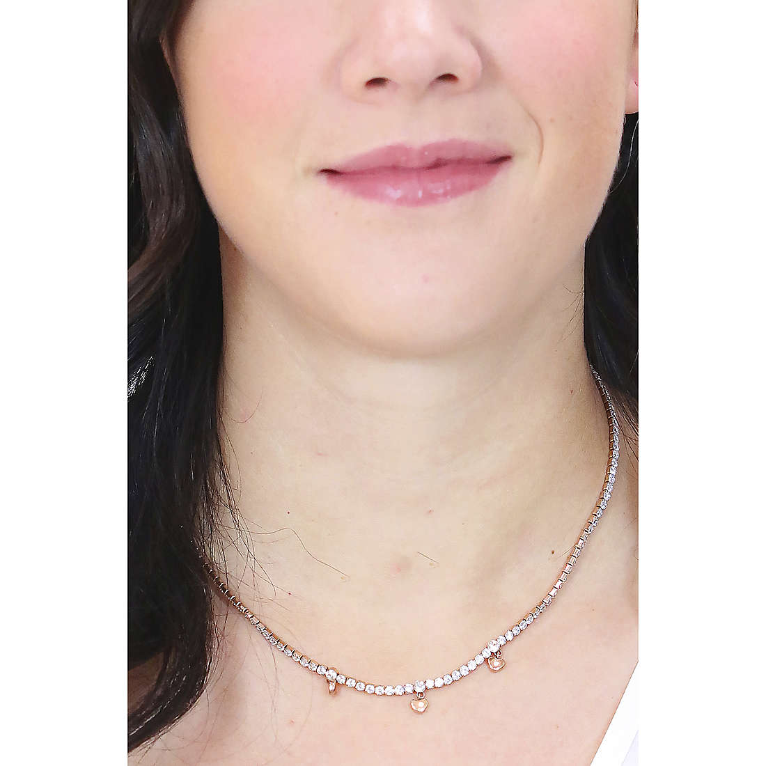 Brosway necklaces Desideri woman BEIN003 wearing