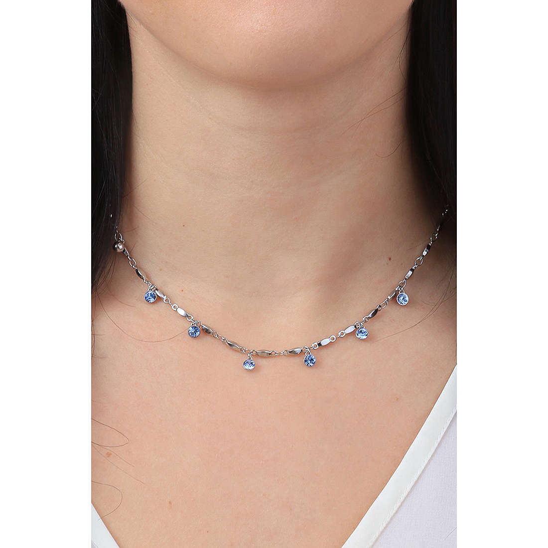 Brosway necklaces Symphonia woman BYM139 wearing